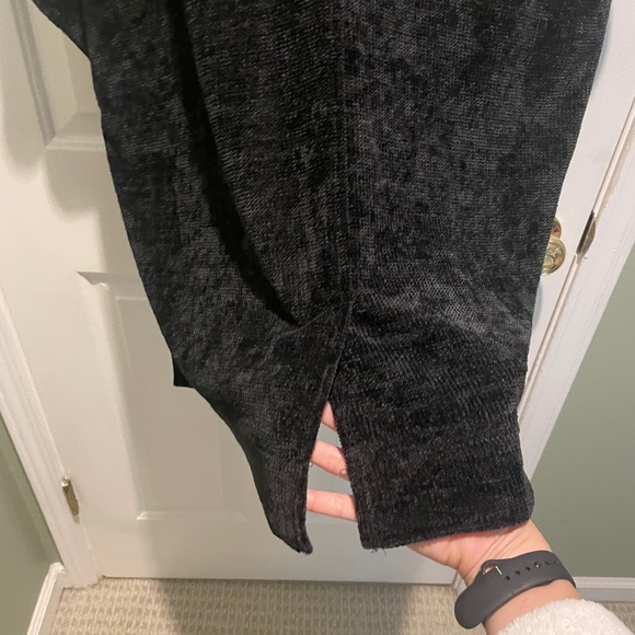 Crosby by Mollie Burch Chenille Black Open Cardigan - Small - Picture 6 of 6